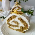 rulada cu fistic si matcha