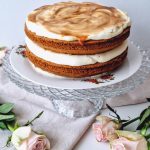 tort cu morcovi si caramel