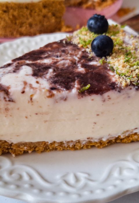 cheesecake cu afine si lime