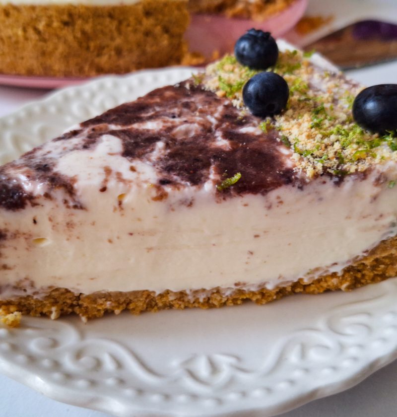 cheesecake cu afine si lime